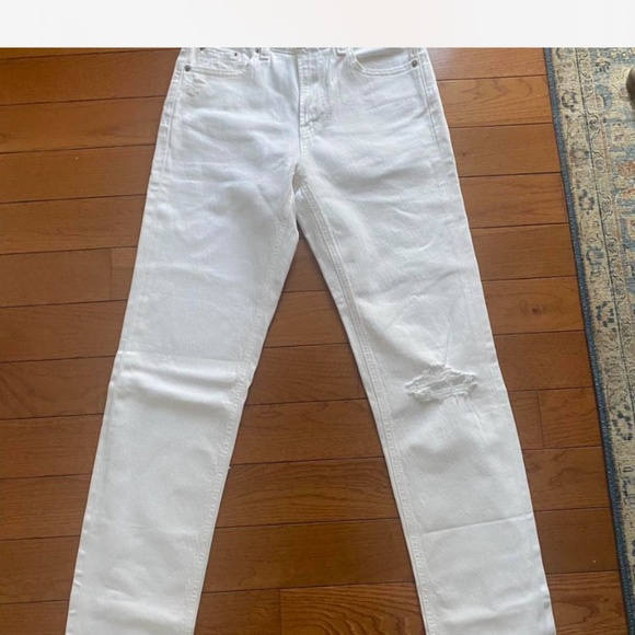 Gap. New with Tags. Size 2 Long - Picture 3 of 4